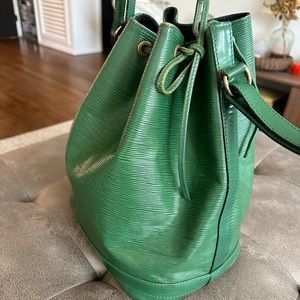 Green Vintage Louis Vuitton Bucket Bag
